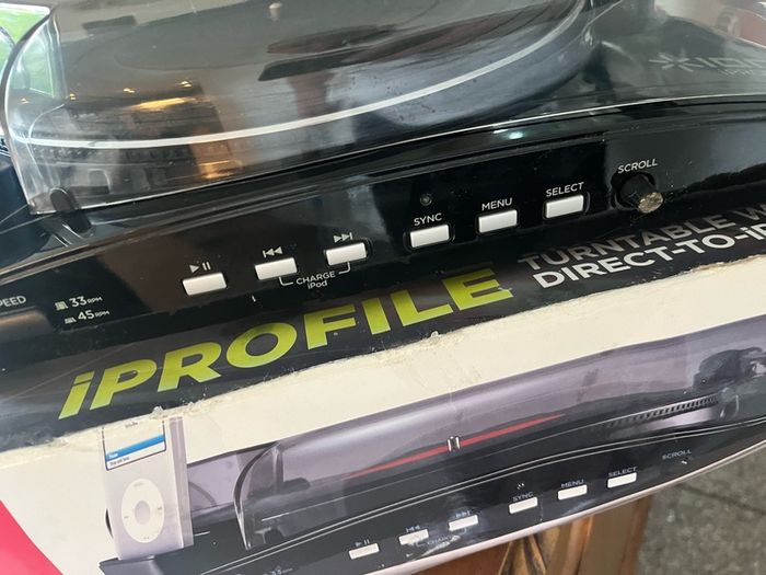 ion iPROFILE Turntable Direct to iPod iPhone Transfer 4s 3gs vinyl recorder mp3