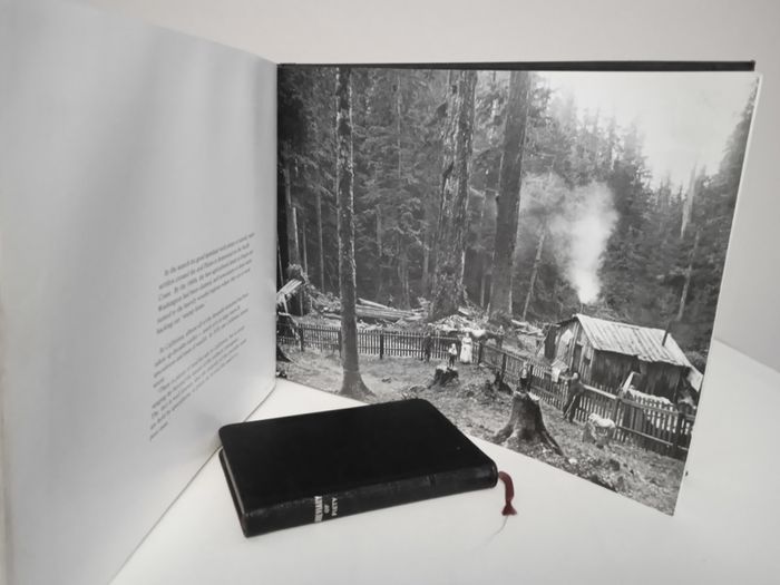 The American Farm: A Photographic History by Maisie Conrat and Richard Conrat (RB58)