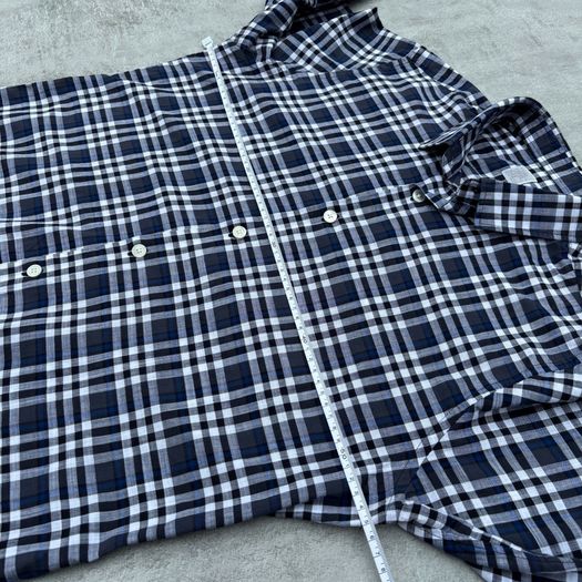 Eleventy long sleeved linen shirt
