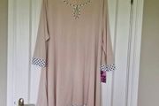 Plus size top.