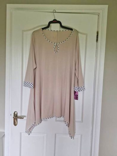 Plus size top.