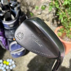 Golf iron Titleist