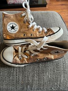 UK 13 gold converse