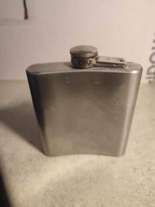 Maxam 6oz Stainless Steel Flask With Screw Down Cap KTFLASK6