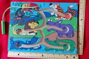 Melissa and Doug Magnetic Wand Colour Maze