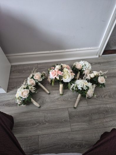 Wedding flowers bridal & 5 bridesmaids