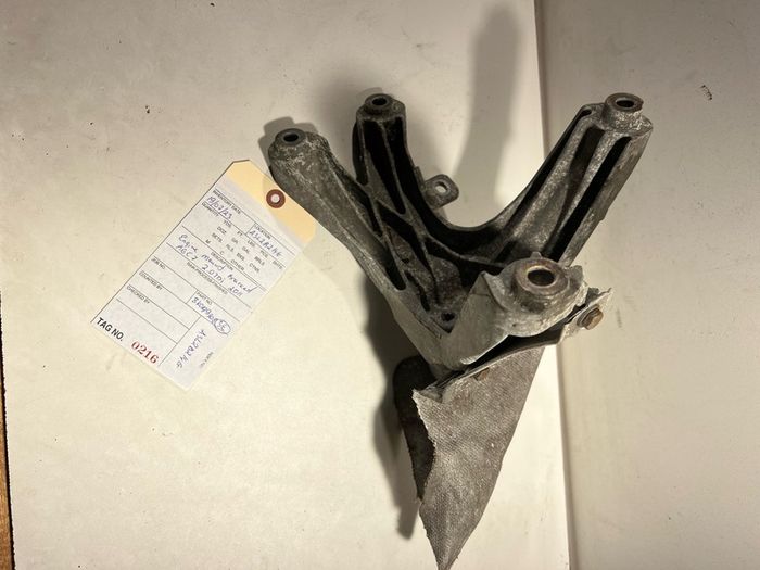 Audi A6 Engine Mount Bracket Right 8k0199308be 2.0 Diesel C7 2012 A3l2b214g