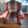 3 piece suite with footstool Image 3