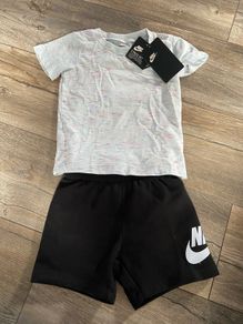 BNWT Nike Shorts Set - 24M