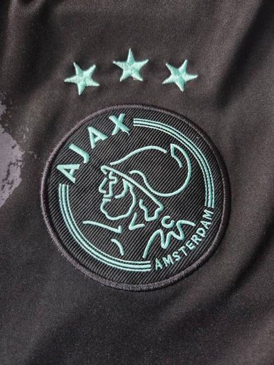 Ajax away shirt 2016-17