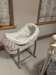 Mamas & Papas Moses basket