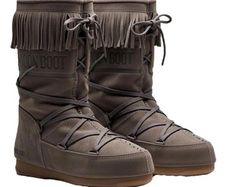 moon boot