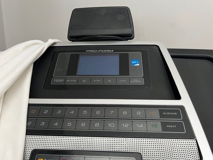 ProForm 305 CST Treadmill  Excellent Condition