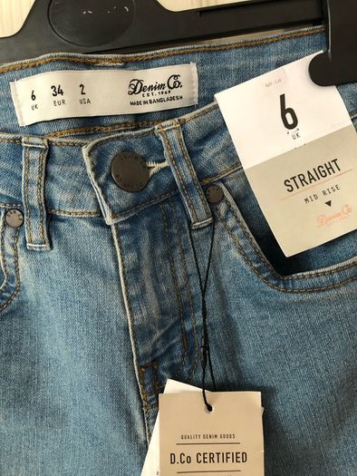 Women's Straight Mid Rise Denim Jeans