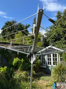 Clothes line