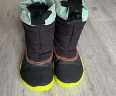 Vivobarefoot boot child size 25