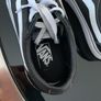 Vans authentic size 4 Image 2