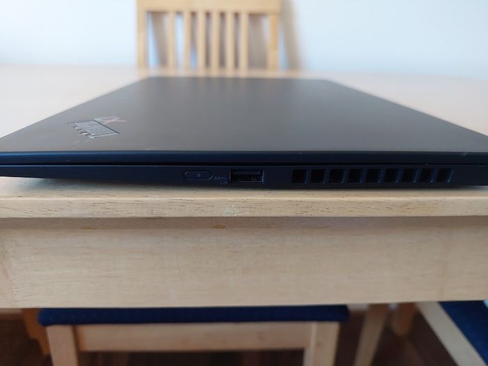 Lenovo ThinkPad X1 Carbon Gen 8 | 10th Gen | Core i5 10310U | 256GB NVMe | 14" | Windows 11