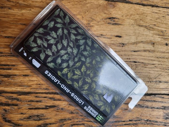 GamersGrass Laser Plants - Lords-and-Ladies