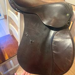 Gorgeous 17 Fox Saddle