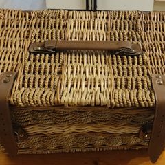 Picnic basket