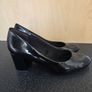 black heel shoes Image 2