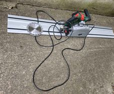 Parkside plunge saw with guiderail