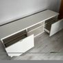 TV bench Image 6