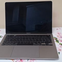 MacBook Pro M1 (Read Description)