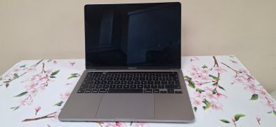 MacBook Pro M1 (Read Description)