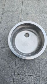 Round stainless kitchen sink