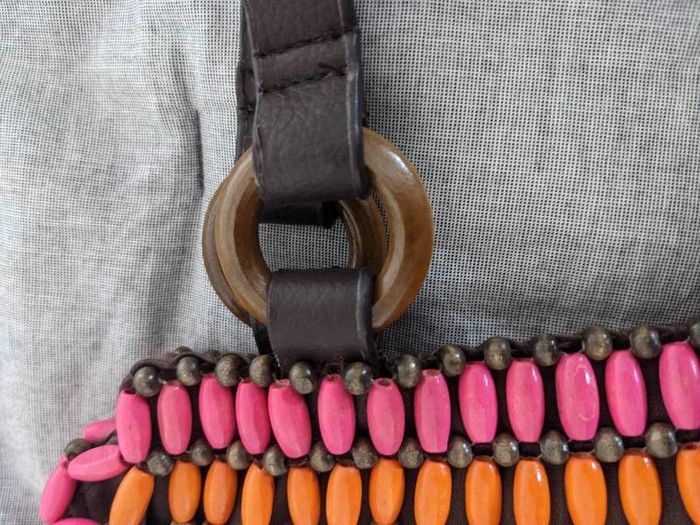 Vintage style beads hand bag
