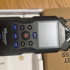 Zoom H4 Essential Audio Recorder