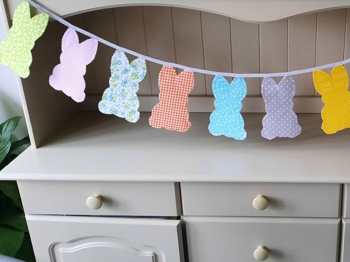 Easter bunnies bunting