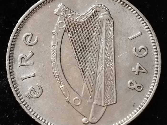 Ireland - 1948 - 6 Pence - Wolfhound - KM.13a - [797]