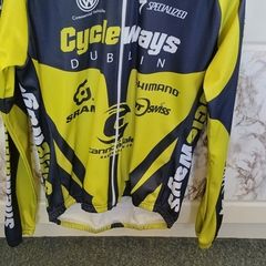 Cycling jersey 1 short and 1 long sleeve