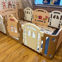 Dwinguler Castle Playpen