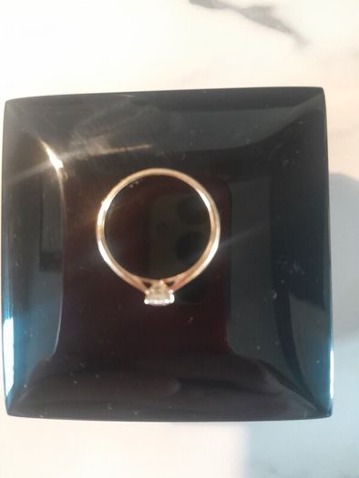 14 kt gold diamond ring