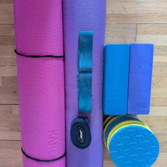 free yoga equipment