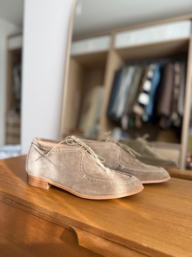 Hobbs suede shoes
