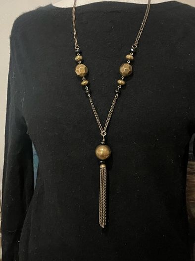 Long tassel necklace