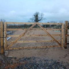 Timber gate