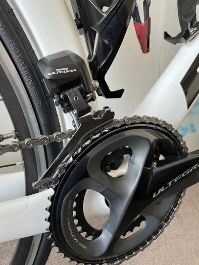 Fuji (full carbon, Ultegra Di2)