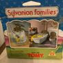 Rare Vintage Sylvanian Ceramic Bath and Shower Set Image 2