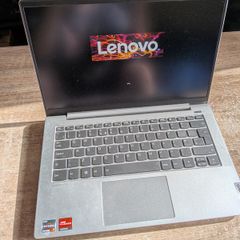 Lenovo Ideapad 5 14" AMD Ryzen 16GB
