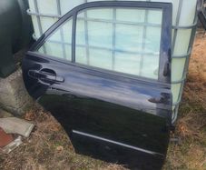 Black Is200 Drivers rear door