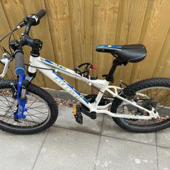 Bicycle - 24" Carrera Luna AS NEW