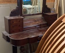 Mahogany dressing table