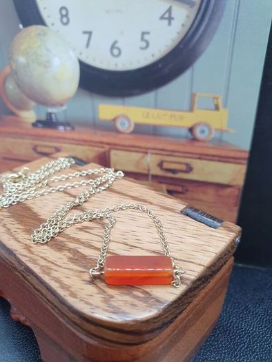 Carnelian Necklace 9ct Gold