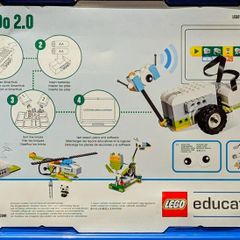 LEGO WeDo 2.0 Robotics Set 45300 - Complete
